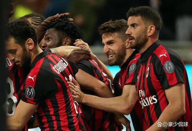 包含卡利亚里队内部竞争激烈，备战新赛季挑战的词条