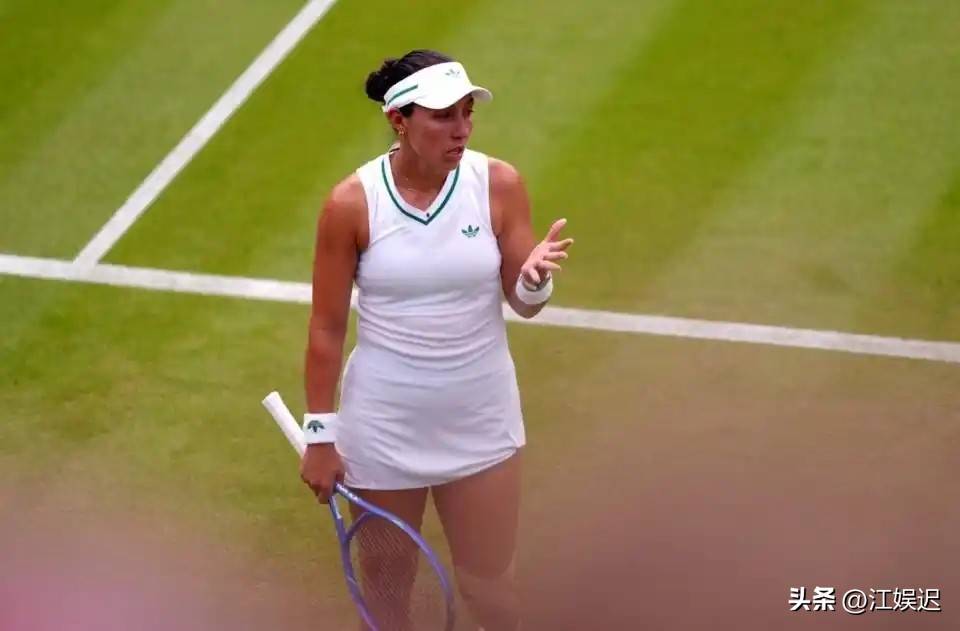 包含费德勒在TES比赛中赛况扑朔迷离，爆冷引发热议！的词条