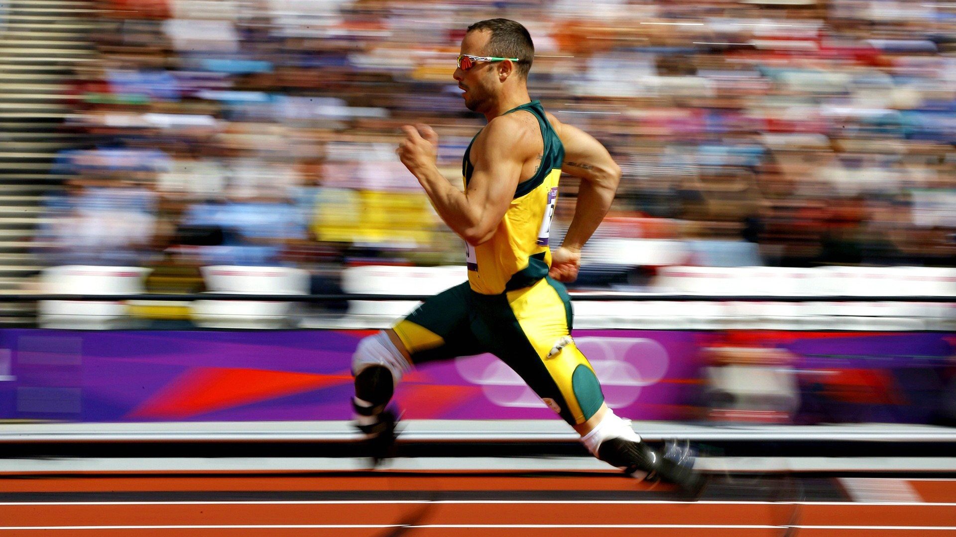 排球赛场焦点！英格兰队对阵瑞士队，历史性突破，球队首次挺进决赛